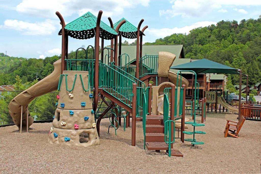 גטלינבורג 2Br Westgate Resort Sleeps 10 - Smoky Mtn Condo With Free Water Park מראה חיצוני תמונה